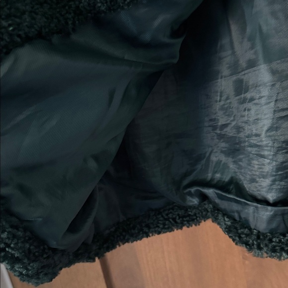 Teddy Bear Coat Womens L Forest Green fully lined pockets warm winter Office - Picture 6 of 11